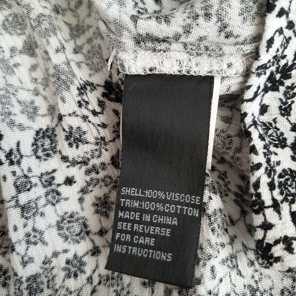 Sportsgirl Boho Floral Top - Picture 12 of 13